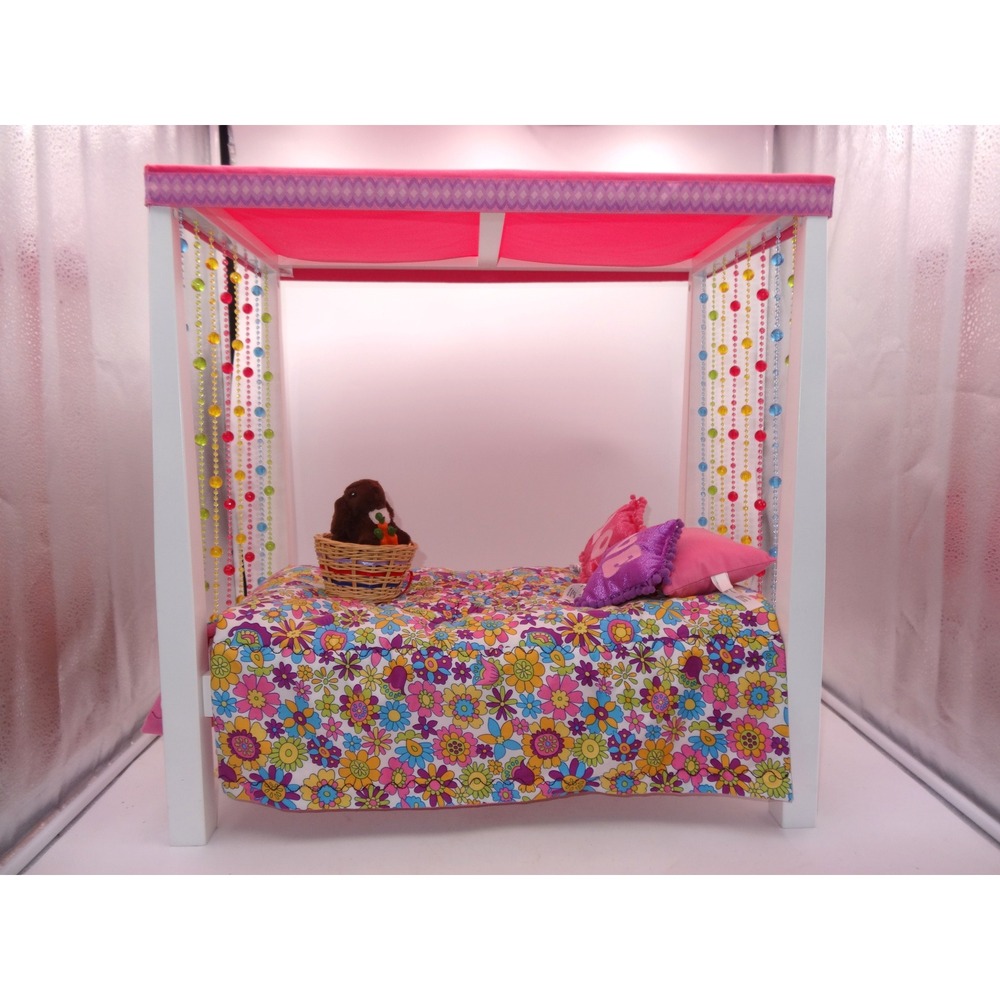 American Girl Canopy Groovy Bed Bedding Pet Bunny Nutmeg Basket Carrots 2007